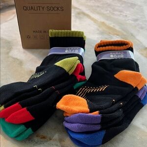 6 pack NWT black Quality Socks for boys